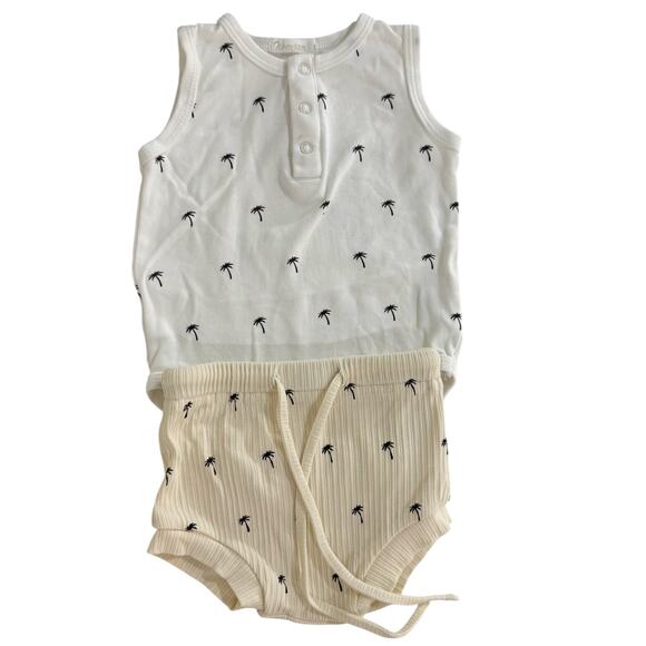Woven Kids Palm Tree Bodysuit & Ribbed Shorts Outfit Set Size 3-6 Months Cotton - Picture 2 of 9